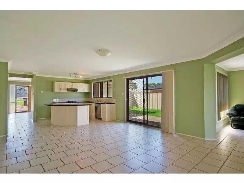 23 Lacebark Grove, Worrigee Sold by Integrity Real Estate - image 2