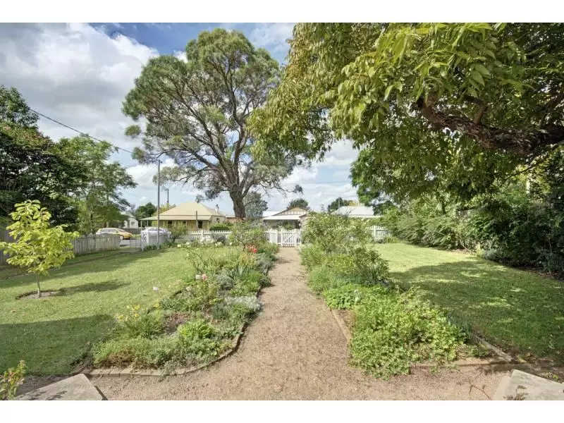 93 Osborne Street, Nowra Sold by Integrity Real Estate - image 2