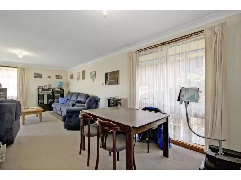 30 Yeovil Drive, Bomaderry Sold by Integrity Real Estate - image 4