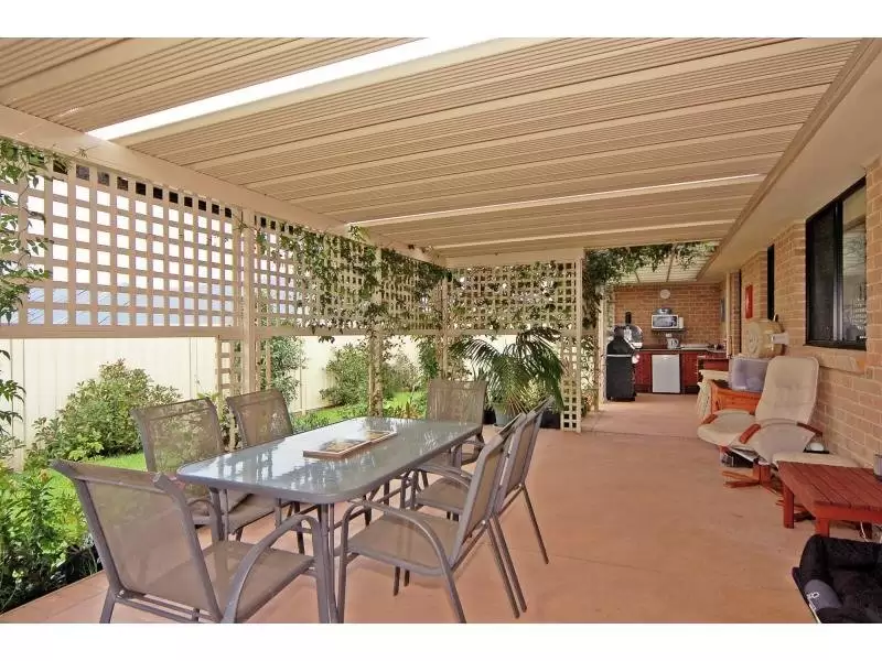 8 Carrington Park Drive, Nowra Sold by Integrity Real Estate - image 7