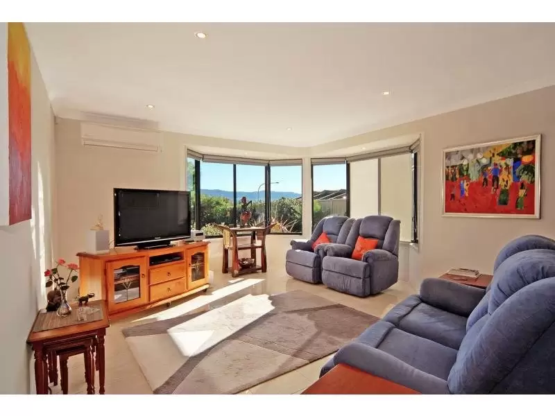 34 Carrington Park Drive, Nowra Sold by Integrity Real Estate - image 3