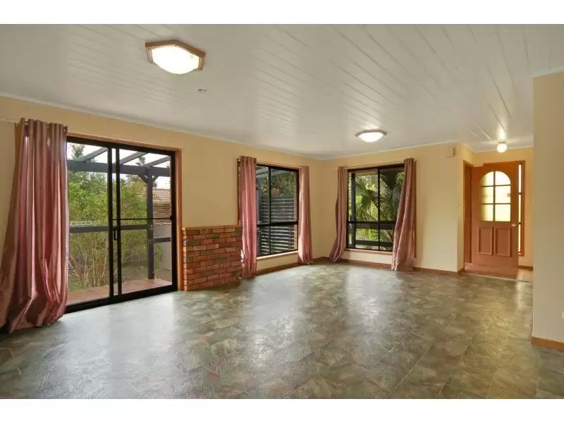 87 Lyndhurst Drive, Bomaderry Sold by Integrity Real Estate - image 5