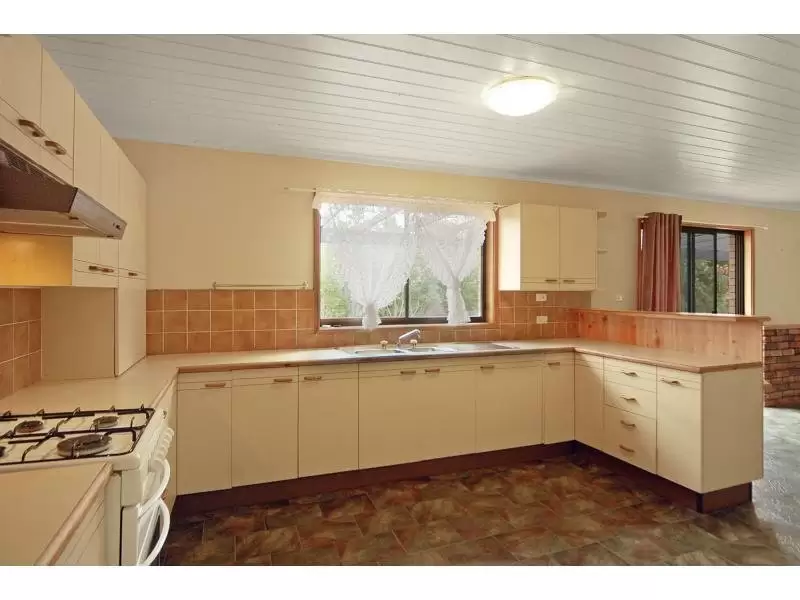 87 Lyndhurst Drive, Bomaderry Sold by Integrity Real Estate - image 6