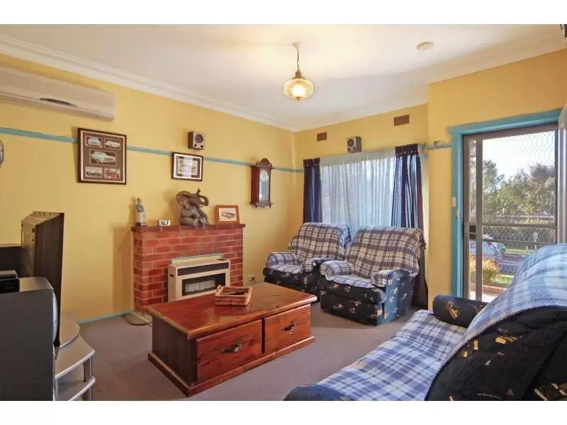 16 Ernest Street, Nowra Sold by Integrity Real Estate - image 5