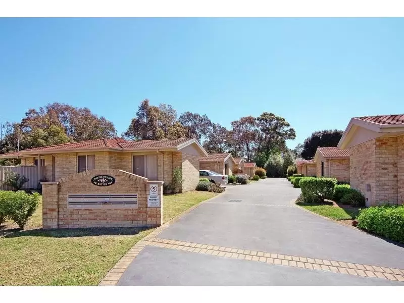 7/22 Mattes Way, Bomaderry Sold by Integrity Real Estate - image 7