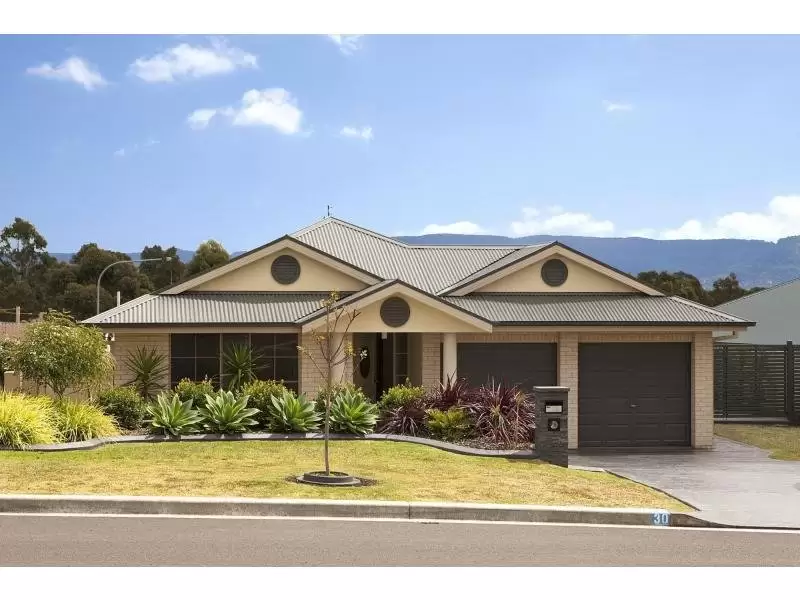 30 Carrington Park Drive, Nowra Sold by Integrity Real Estate