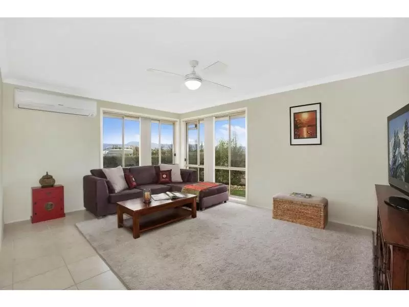 30 Carrington Park Drive, Nowra Sold by Integrity Real Estate - image 3