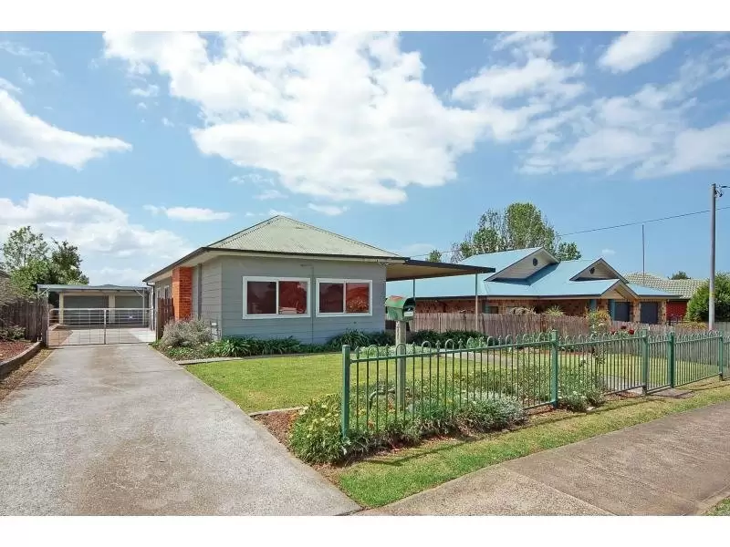 25 Cambewarra Road, Bomaderry Sold by Integrity Real Estate