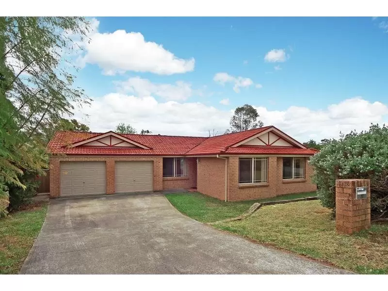 10 Gardenia Crescent, Bomaderry Sold by Integrity Real Estate