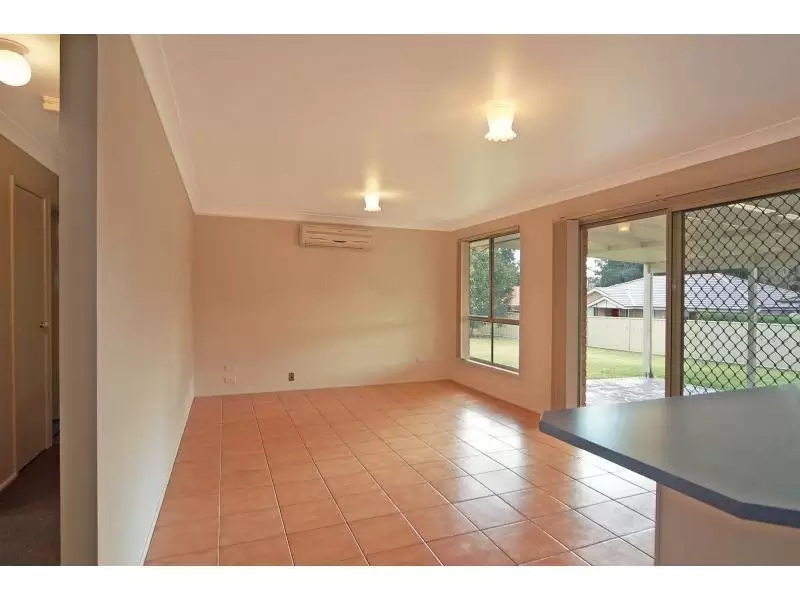 93 Jasmine Drive, Bomaderry Sold by Integrity Real Estate - image 2