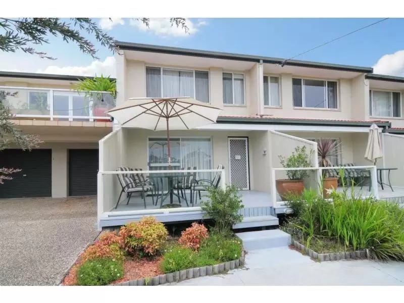 4/2 Caroline Street, Vincentia Sold by Integrity Real Estate