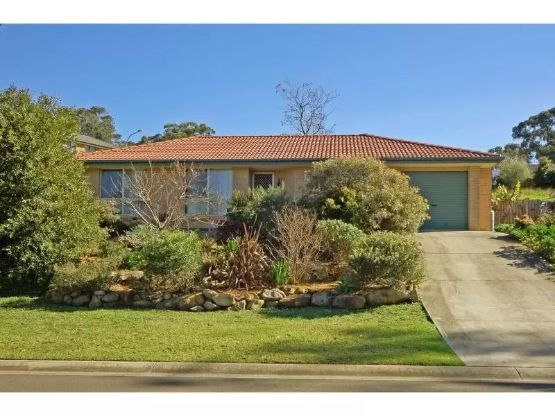 11 Nundah Close, Bomaderry Sold by Integrity Real Estate