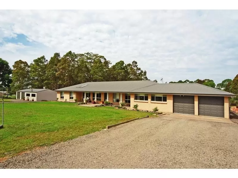 33 Glenoak Way, Nowra Hill Sold by Integrity Real Estate