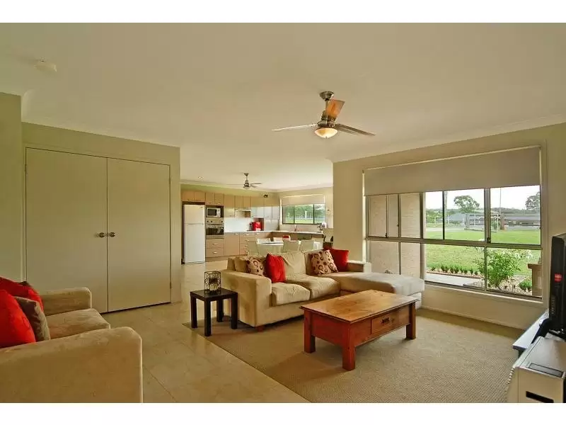 33 Glenoak Way, Nowra Hill Sold by Integrity Real Estate - image 5