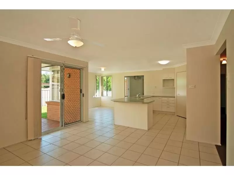 24 Gardenia Crescent, Bomaderry Sold by Integrity Real Estate - image 3