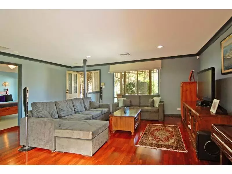 5 Robinia Way, Worrigee Sold by Integrity Real Estate - image 3