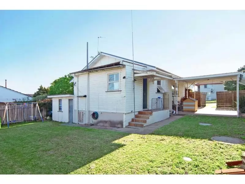 12 Karowa Street, Bomaderry Sold by Integrity Real Estate - image 7