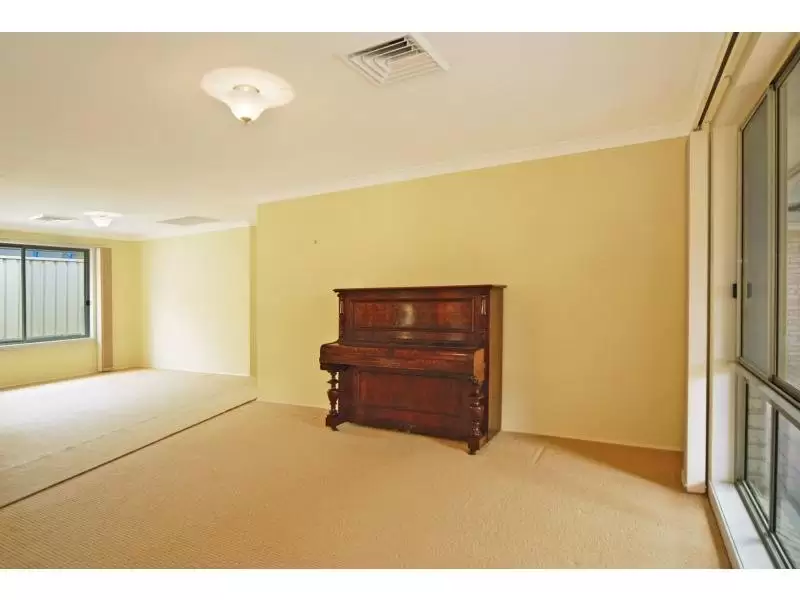 7 Hibiscus Place, Bomaderry Sold by Integrity Real Estate - image 2