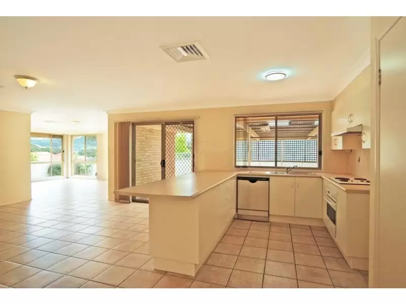 7 Hibiscus Place, Bomaderry Sold by Integrity Real Estate - image 3