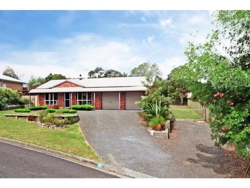 3 Binks Place, Cambewarra Sold by Integrity Real Estate - image 1