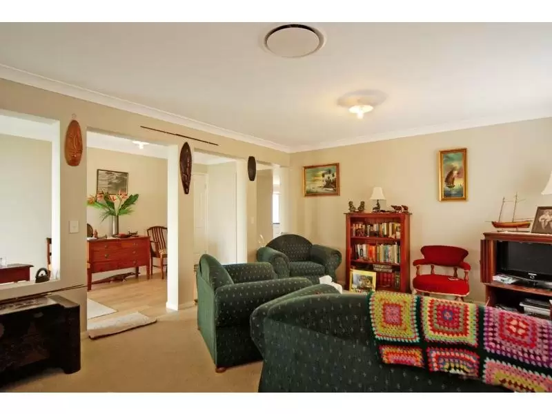 42 Lacebark Grove, Worrigee Sold by Integrity Real Estate - image 3