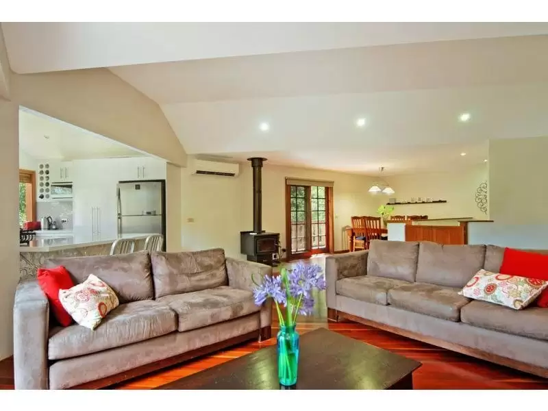 4 Arwon Close, Bangalee Sold by Integrity Real Estate - image 3