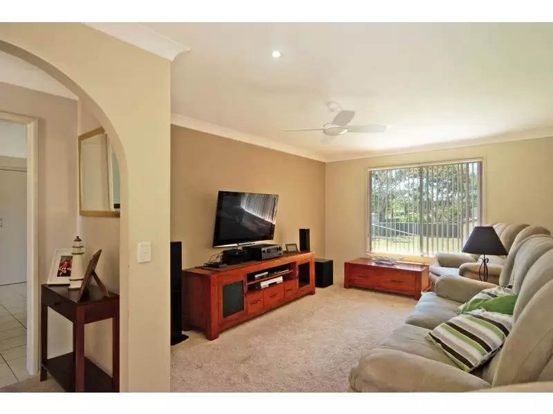 33 Comarong Street, Greenwell Point Sold by Integrity Real Estate - image 3