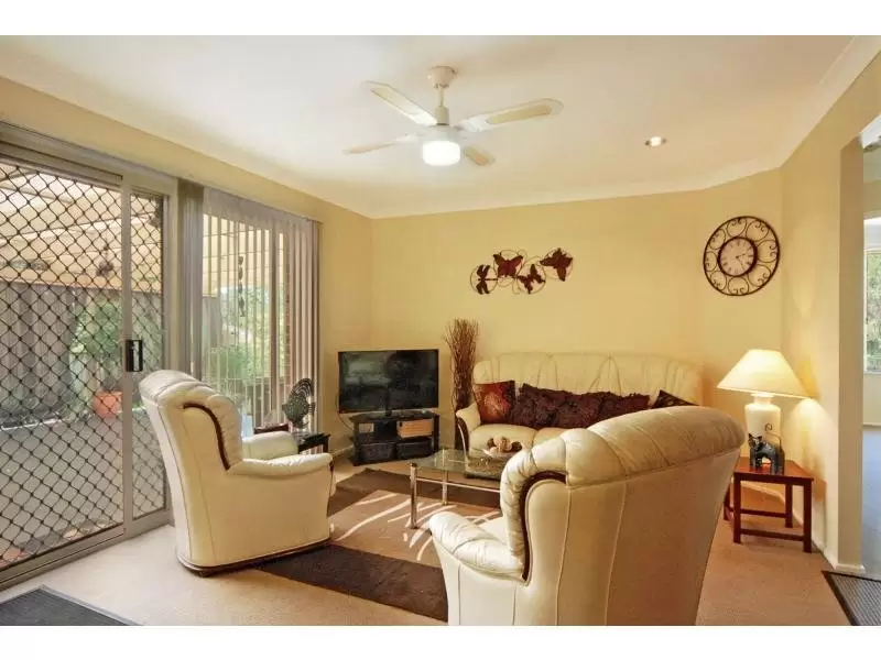 53 Illawarra Circuit, Worrigee Sold by Integrity Real Estate - image 3