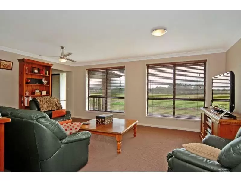 55 Lyrebird Drive, Nowra Sold by Integrity Real Estate - image 2