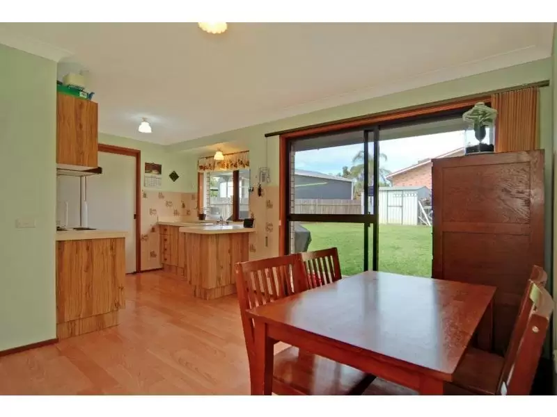 18 Golden Cane Avenue, North Nowra Sold by Integrity Real Estate - image 3