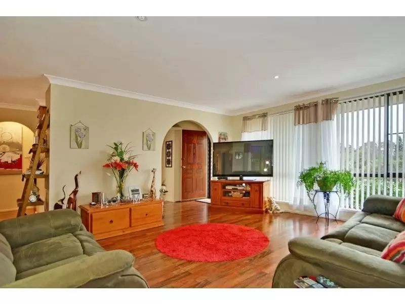 8 Purdie Crescent, Nowra Sold by Integrity Real Estate - image 2