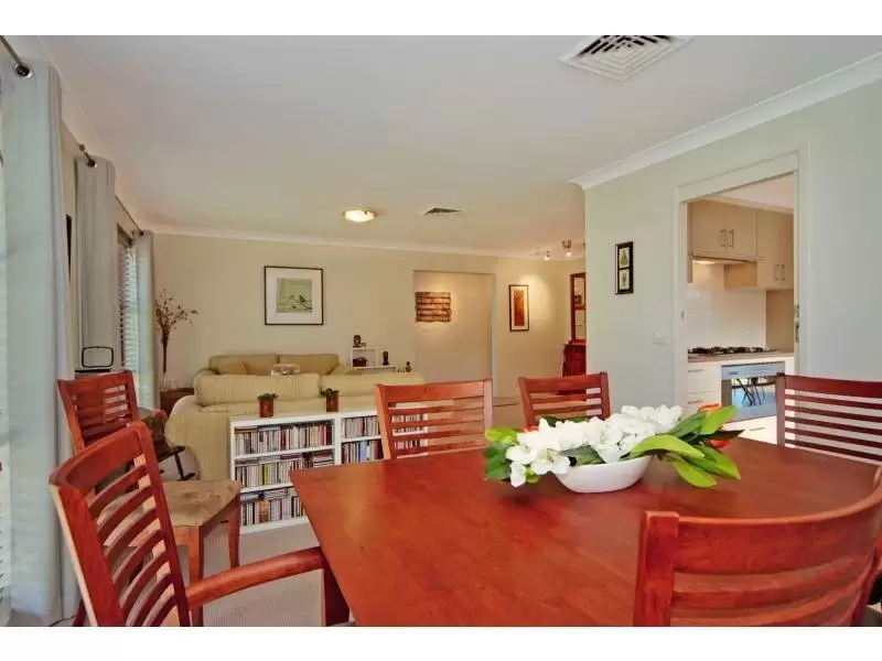 5 Amber Place, Bomaderry Sold by Integrity Real Estate - image 3