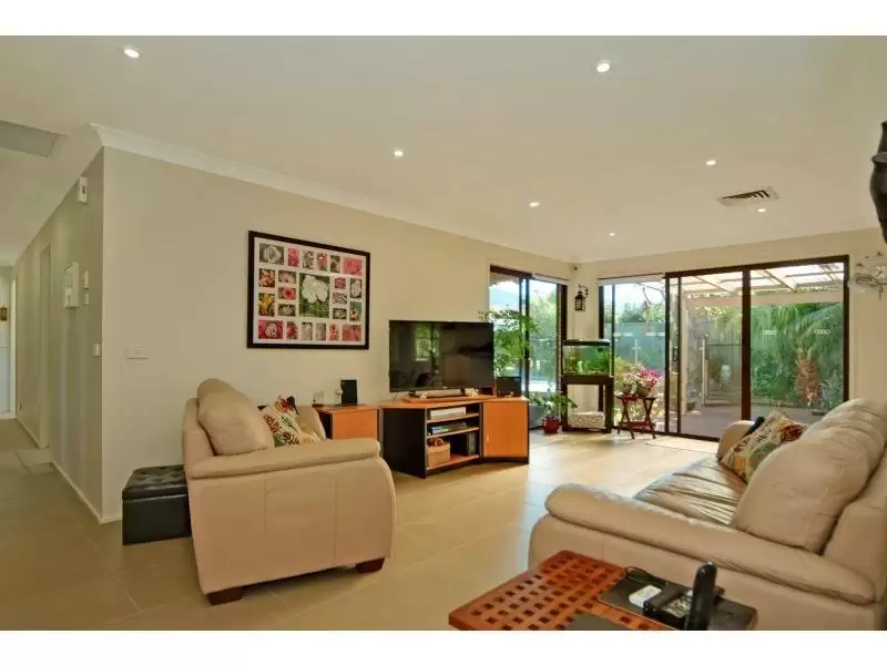 5 Amber Place, Bomaderry Sold by Integrity Real Estate - image 2