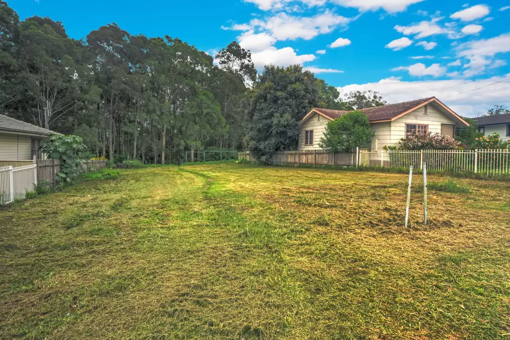 19 Queenborough Street, Nowra Sold by Integrity Real Estate - image 1