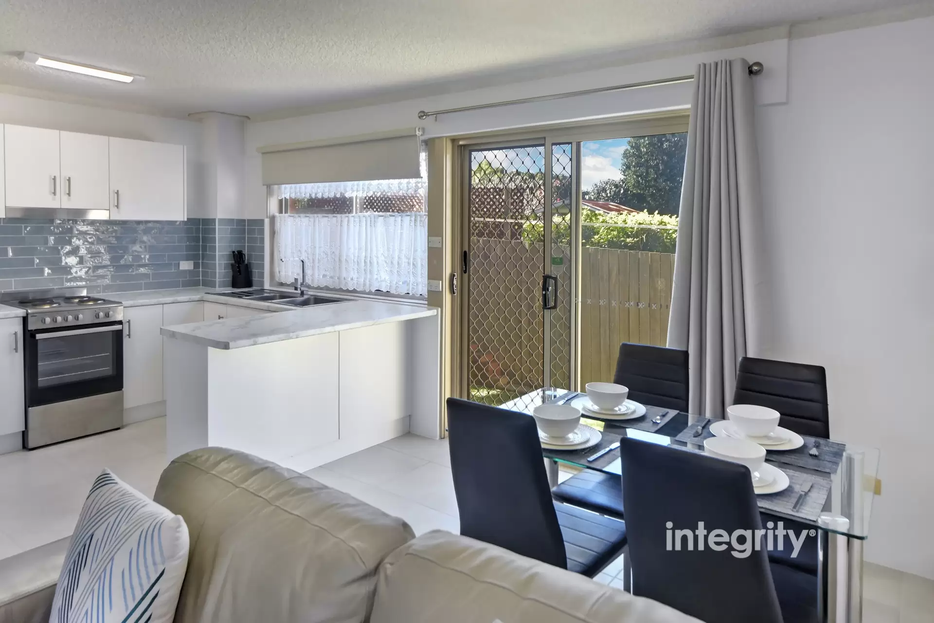 6/42 Plunkett Street, Nowra Sold by Integrity Real Estate - image 4