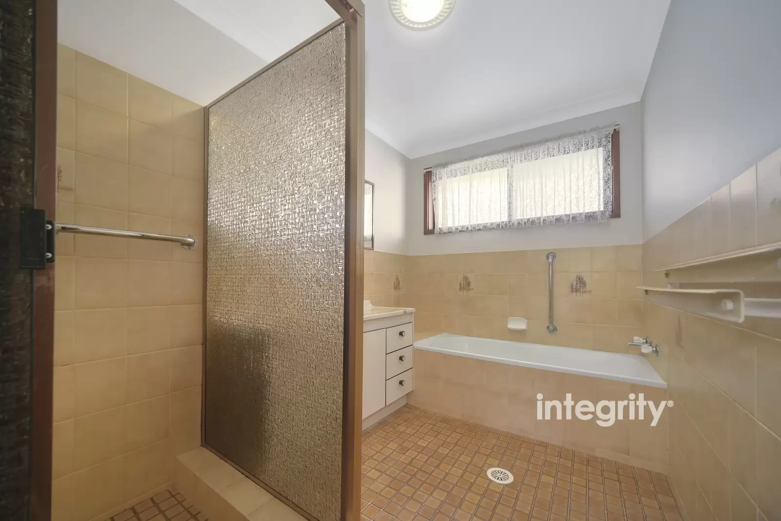 12 Shanklin Close, Bomaderry Sold by Integrity Real Estate - image 8