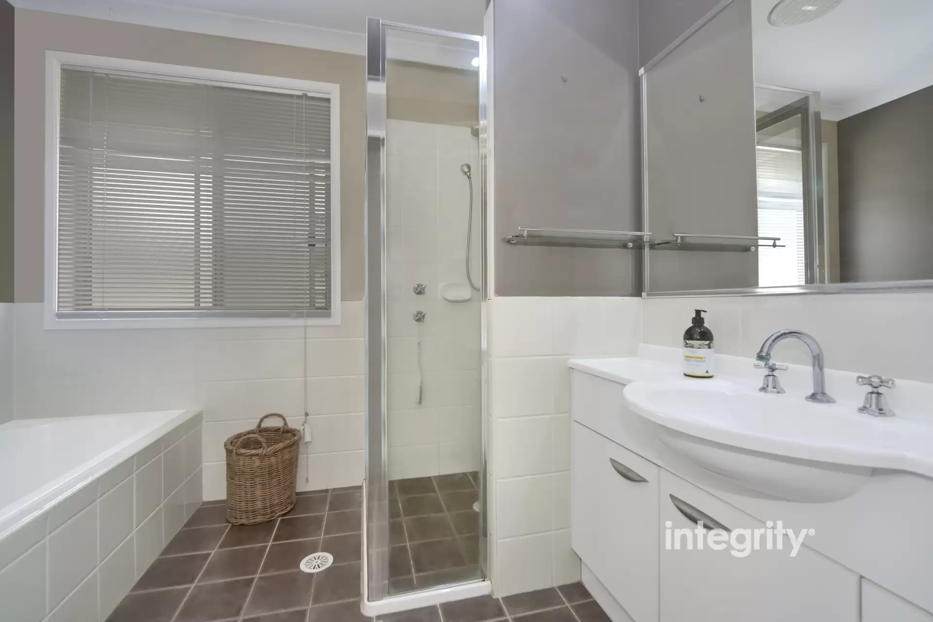 15 Kardella Avenue, Nowra Sold by Integrity Real Estate - image 10