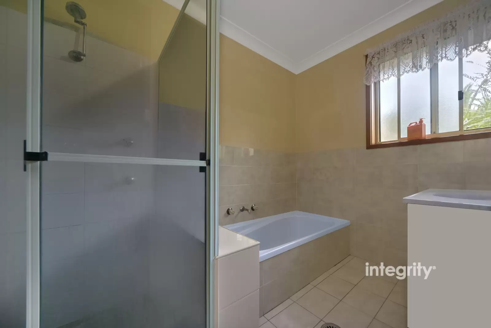 7 Formby Close, Bomaderry Sold by Integrity Real Estate - image 5