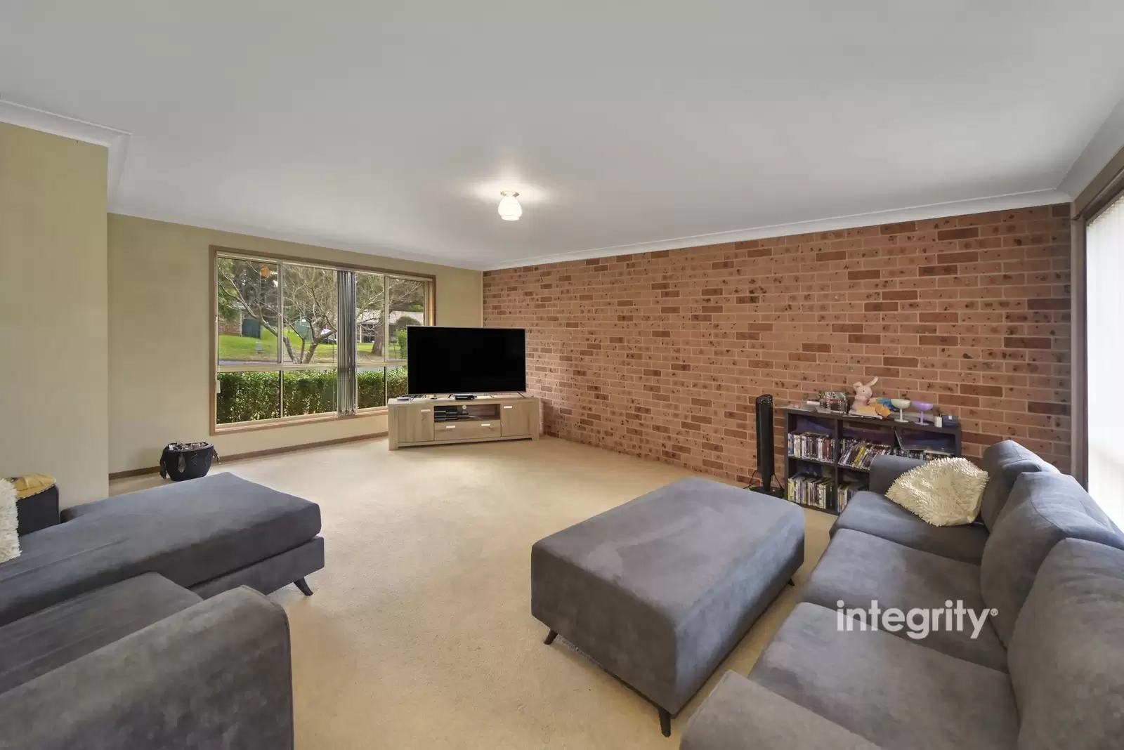 7 Formby Close, Bomaderry Sold by Integrity Real Estate - image 2