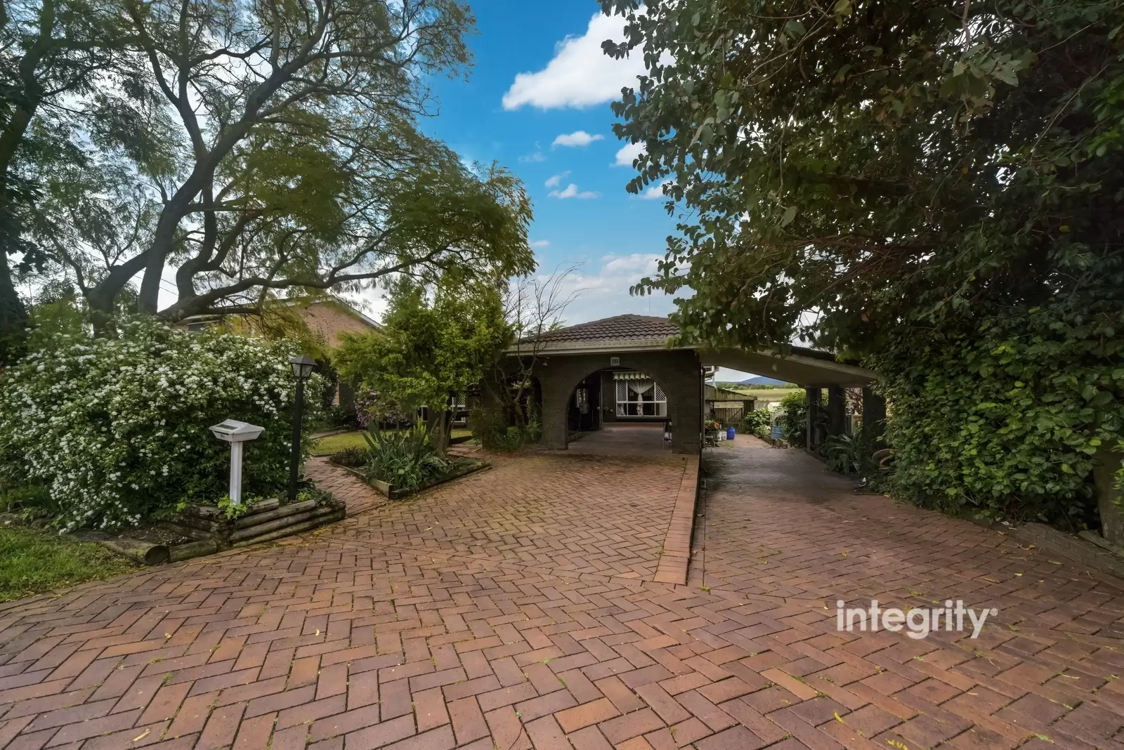 102 Salisbury Drive, Nowra Sold by Integrity Real Estate - image 1