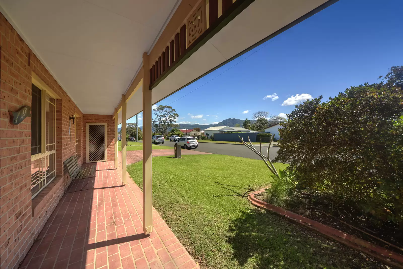 110 West Birriley Street, Bomaderry Sold by Integrity Real Estate - image 5