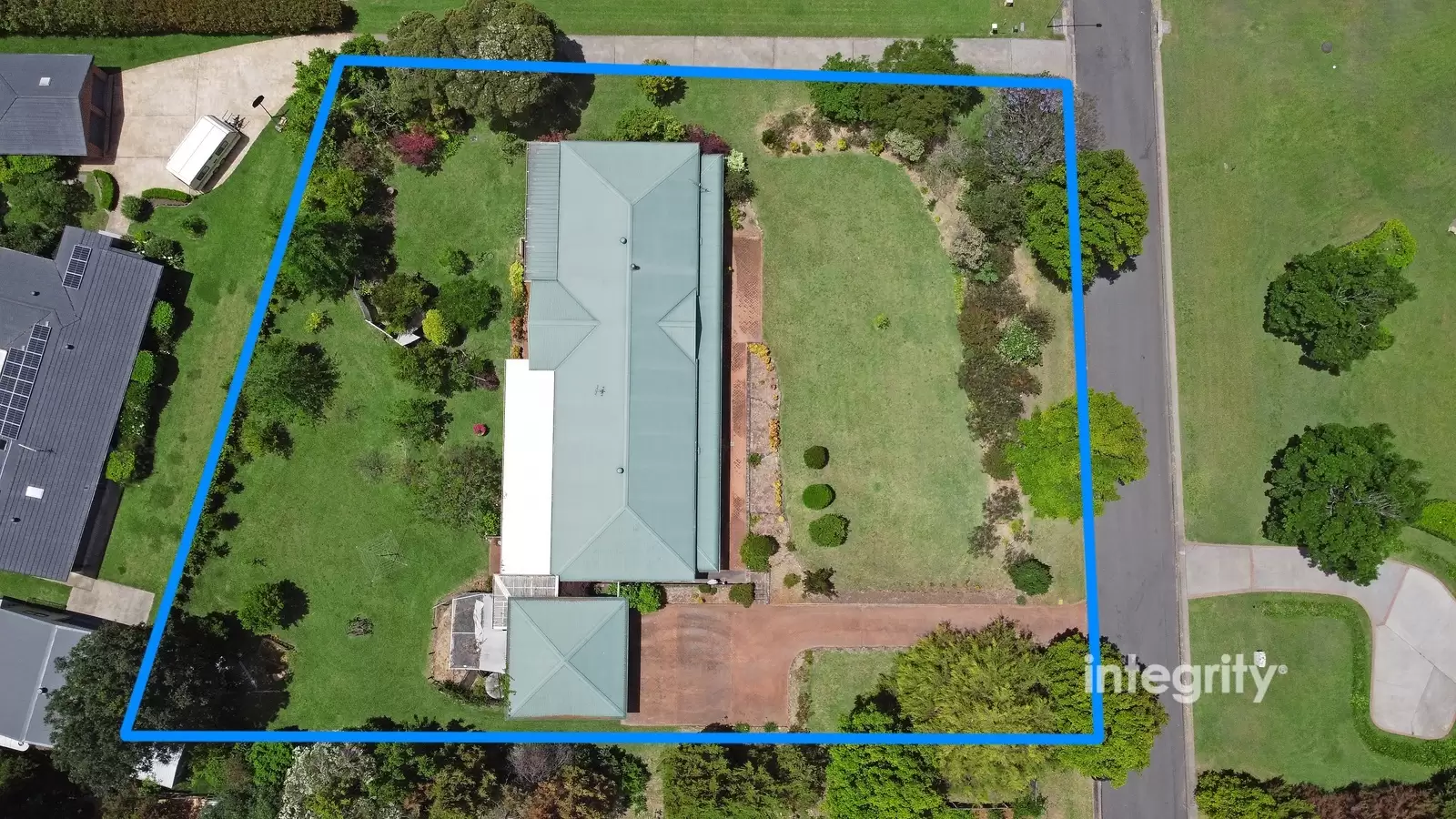 8 Maculata Close, Cambewarra Sold by Integrity Real Estate - image 2