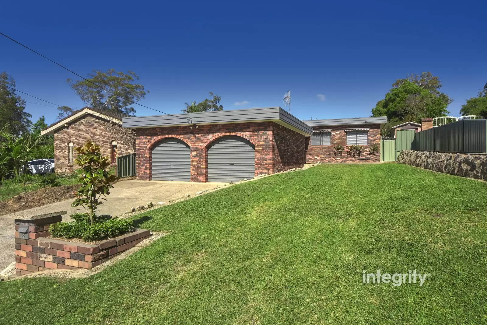 8 Burton Street, Nowra Sold by Integrity Real Estate - image 2
