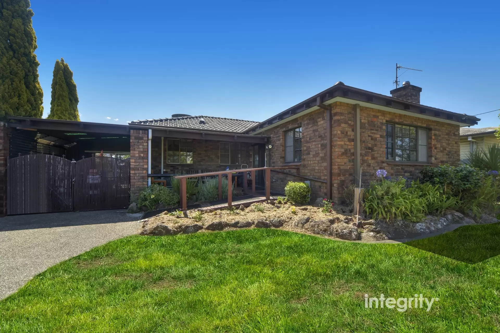 151 Kinghorne Street, Nowra Sold by Integrity Real Estate - image 1