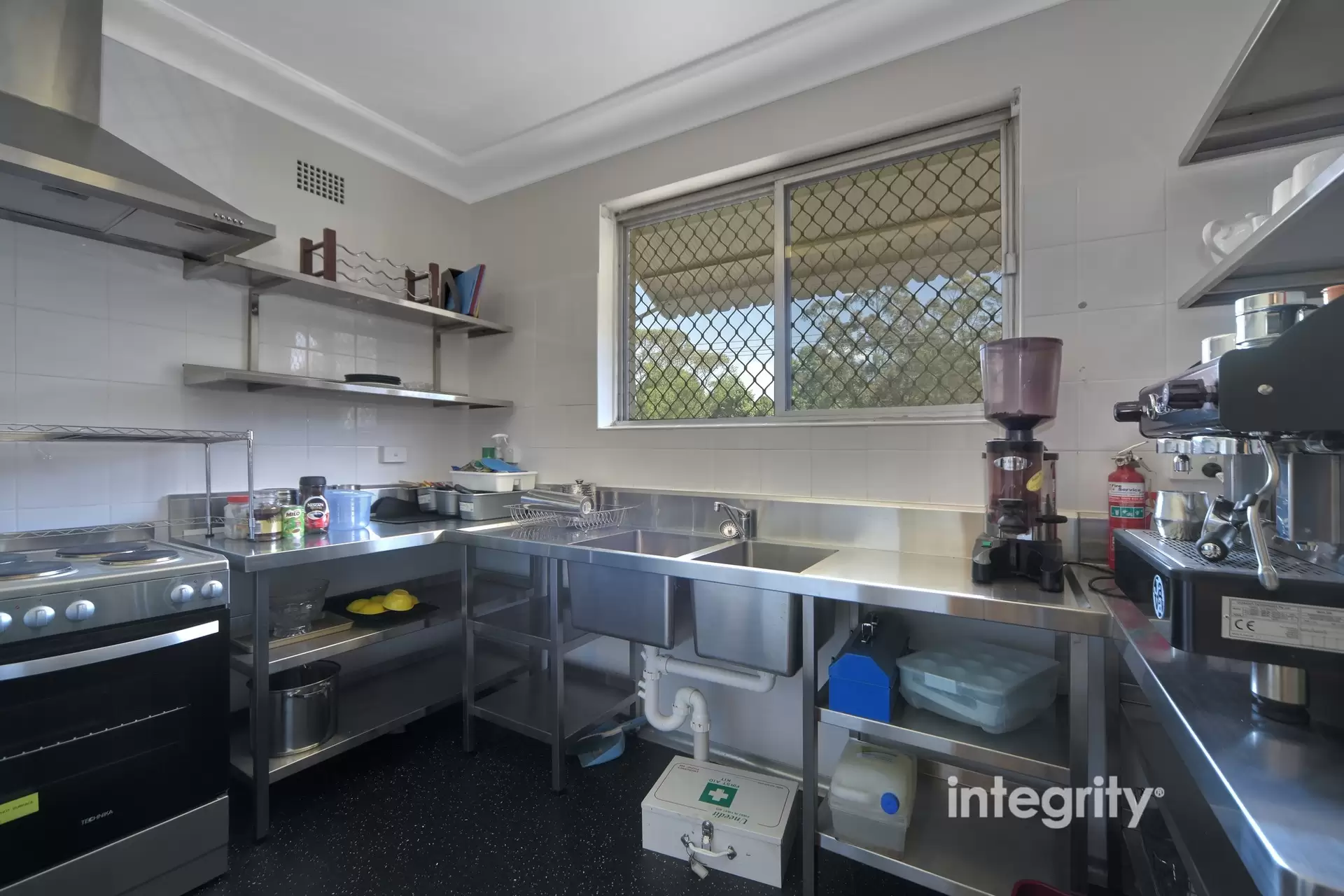 8 McGrath Avenue, Nowra Sold by Integrity Real Estate - image 7