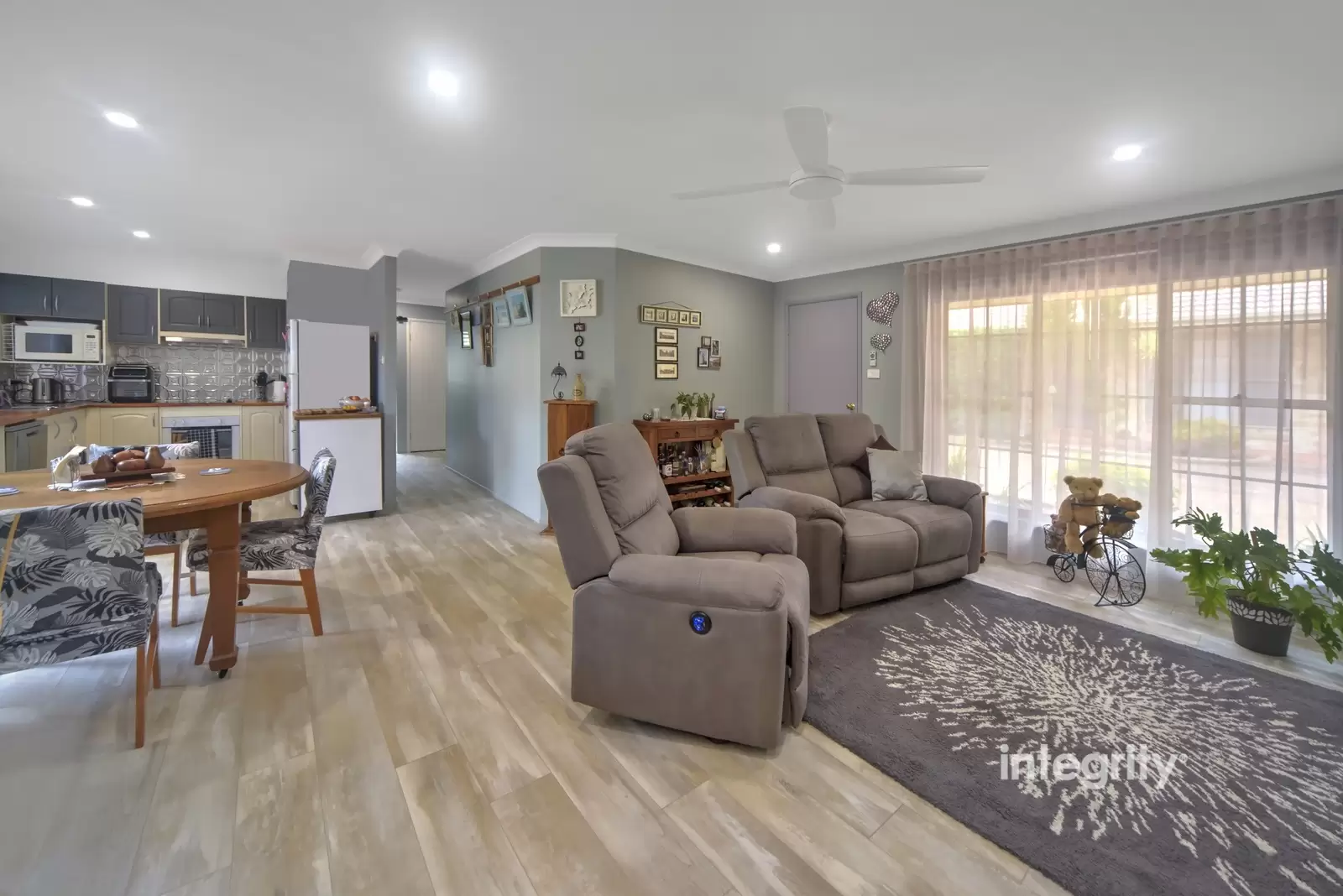 4/3 John Purcell Way, South Nowra Sold by Integrity Real Estate - image 3
