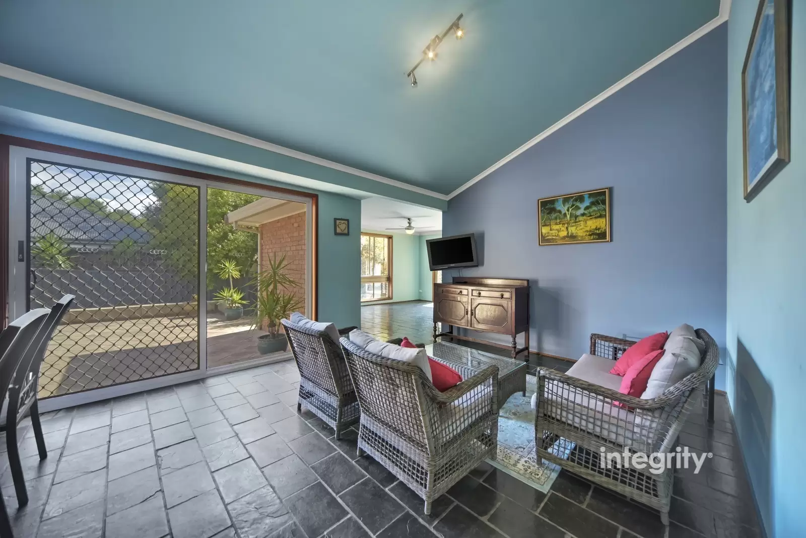 2 Peniston Avenue, Nowra Sold by Integrity Real Estate - image 5