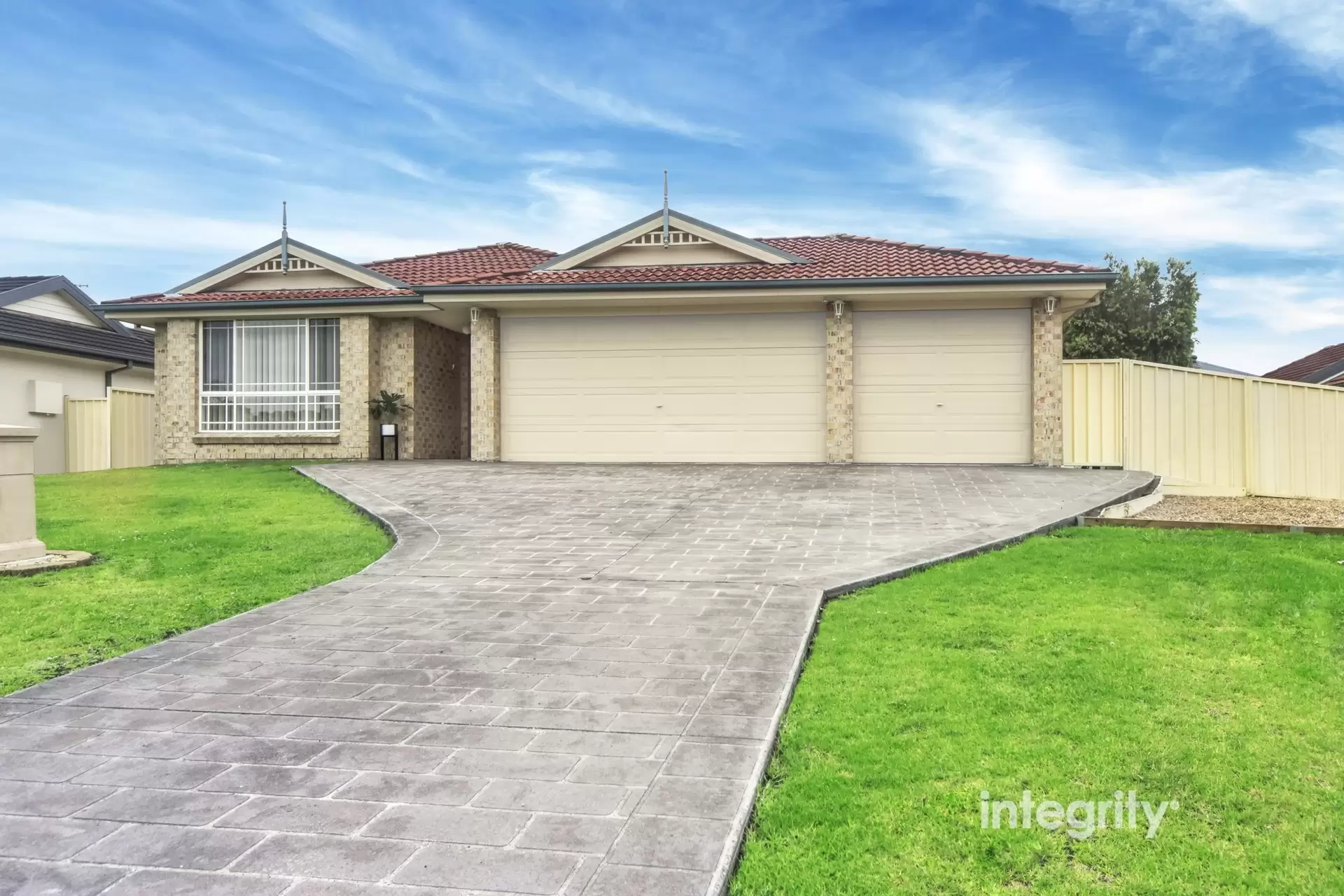 17 Blue Gum Way, North Nowra Sold by Integrity Real Estate - image 1