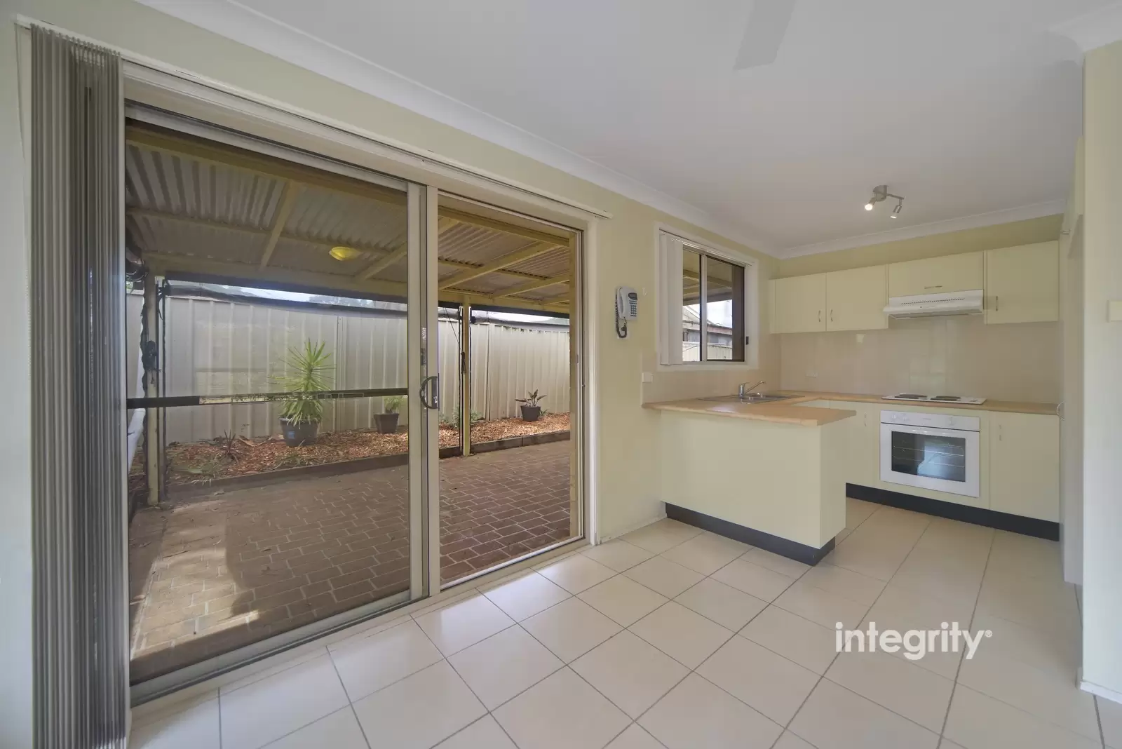 1/76 Hillcrest Avenue, South Nowra Sold by Integrity Real Estate - image 4