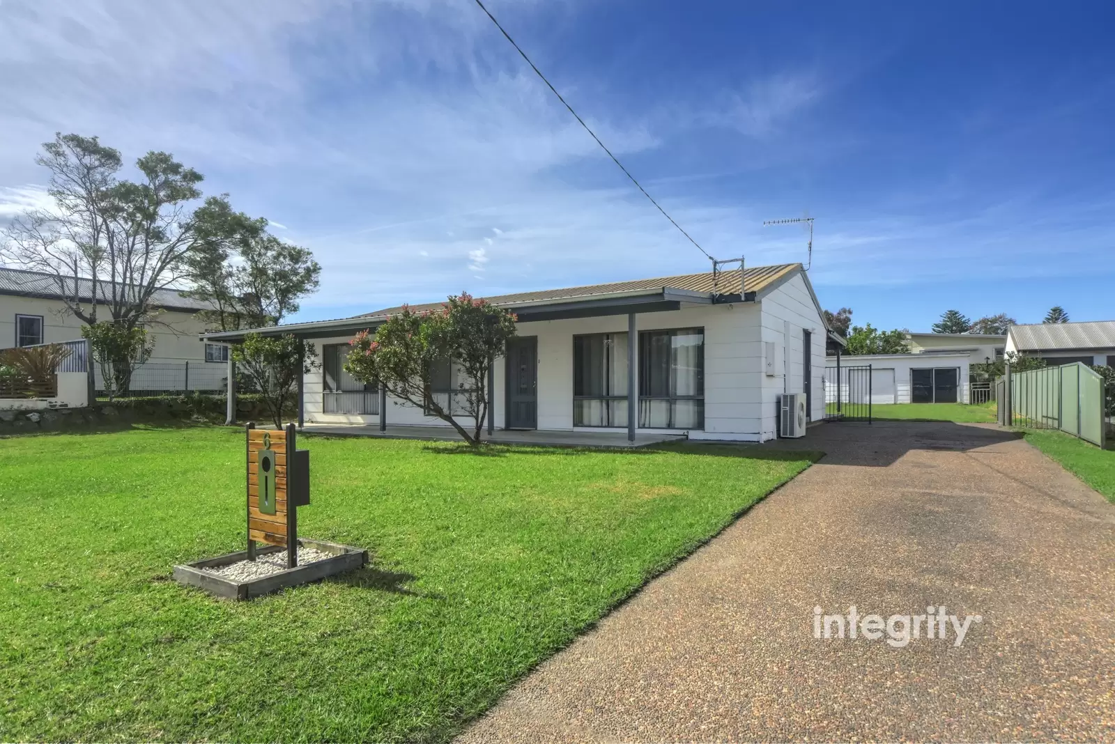 6 Tallayang Street, Bomaderry Sold by Integrity Real Estate